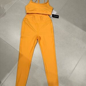 Peloton cadent Vibrant Yellow Leggings Set